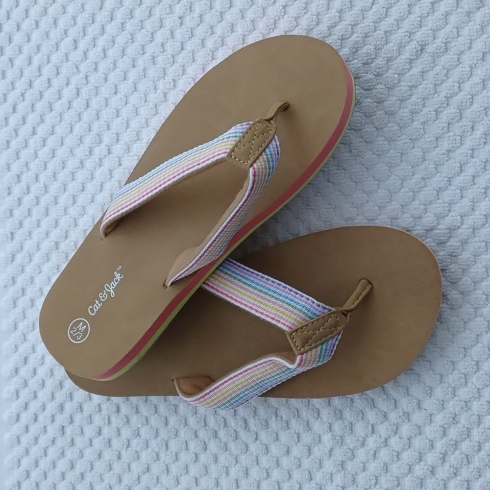 Cat & Jack Girls Flip Flops Slippers Size M 2/3